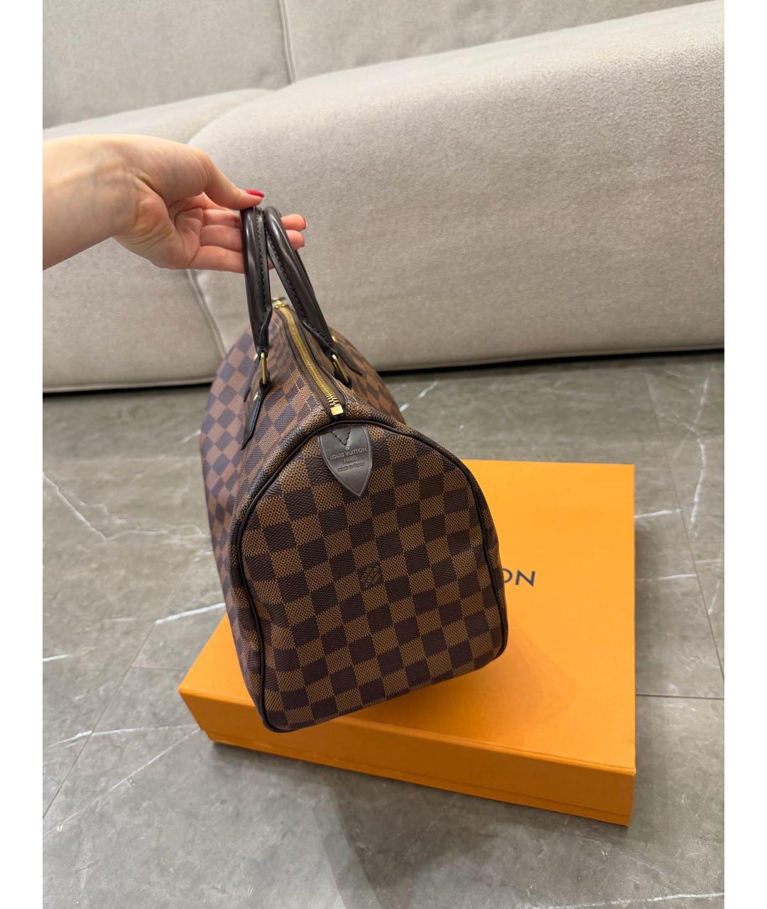 LOUIS VUITTON Коричневая сумка с короткими ручками, фото 2