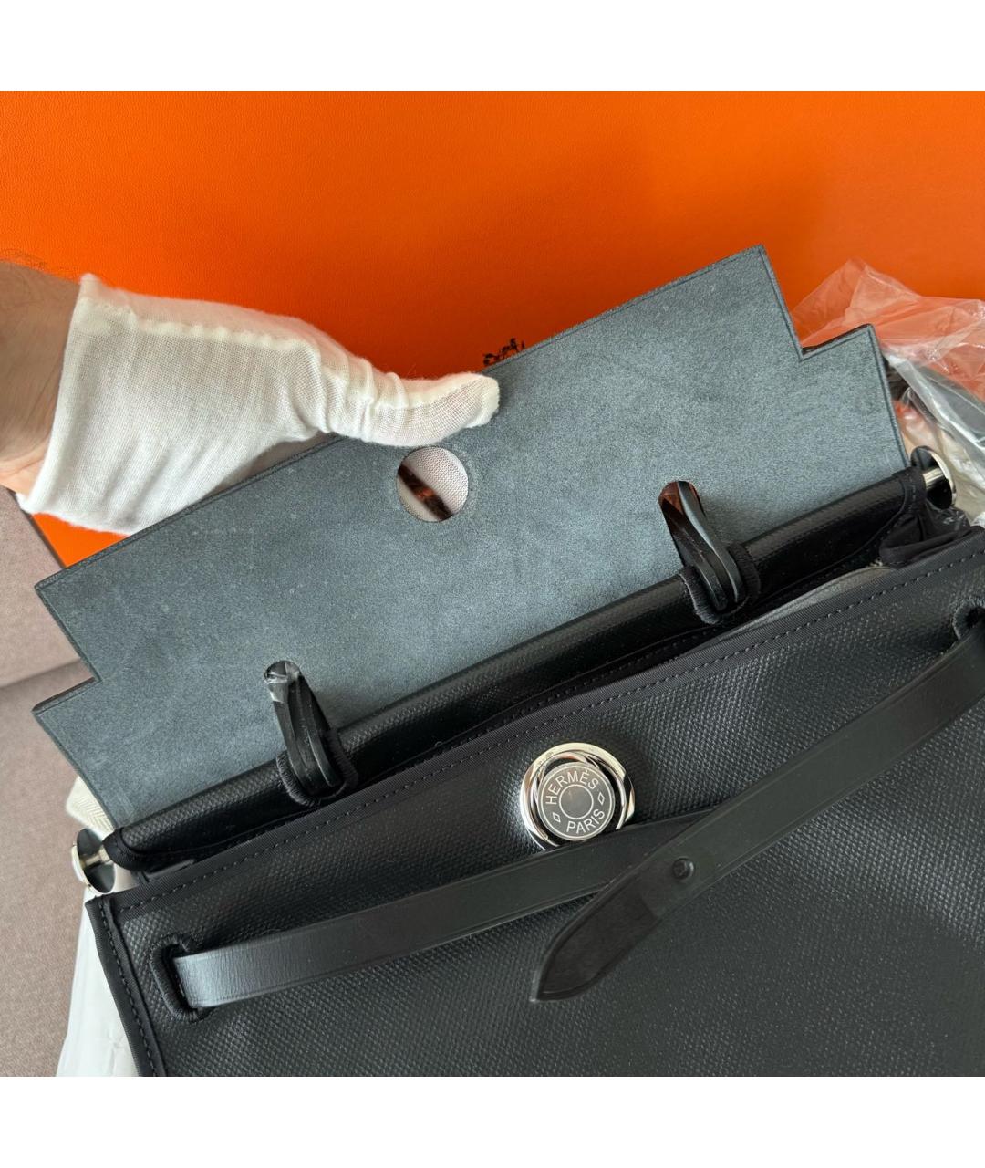 HERMES Черная кожаная сумка с короткими ручками, фото 4