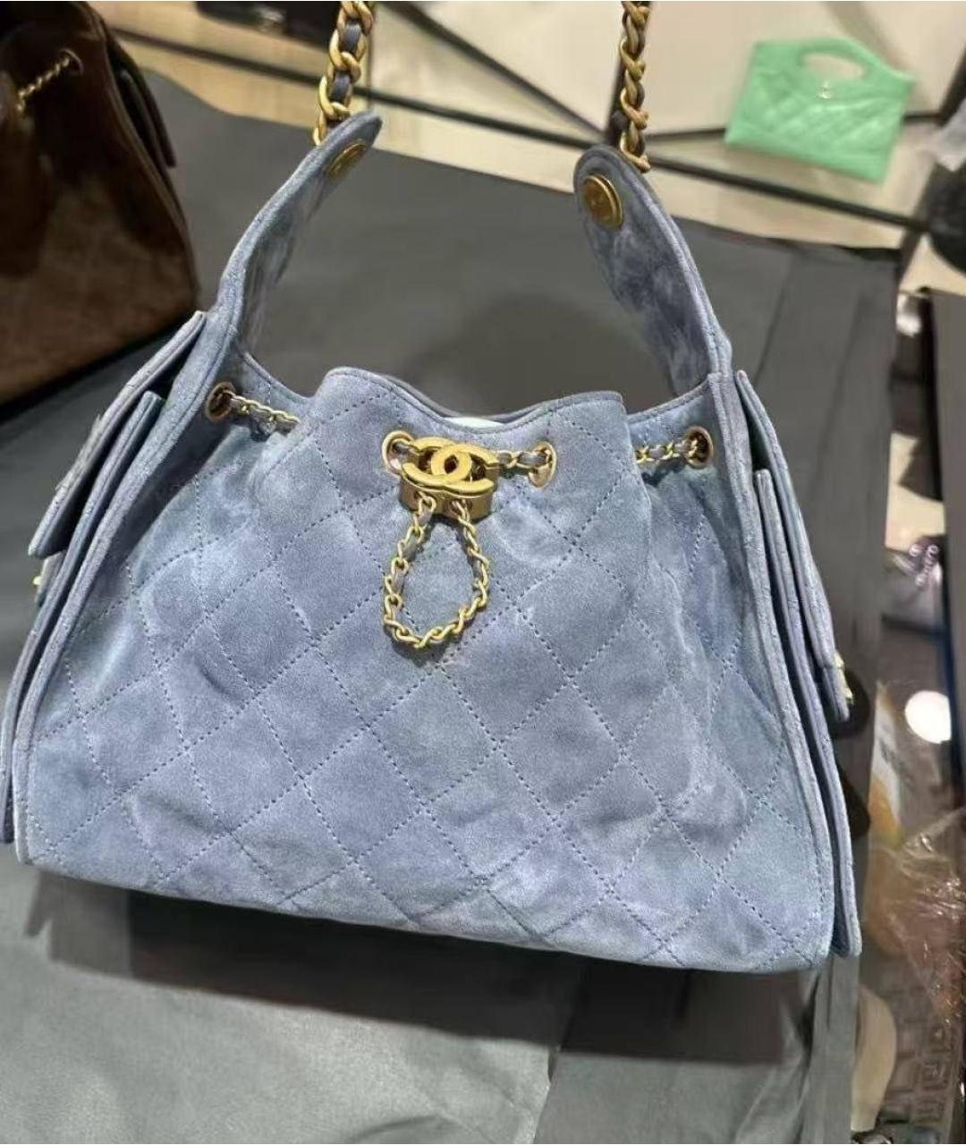 CHANEL Голубая замшевая сумка через плечо, фото 3