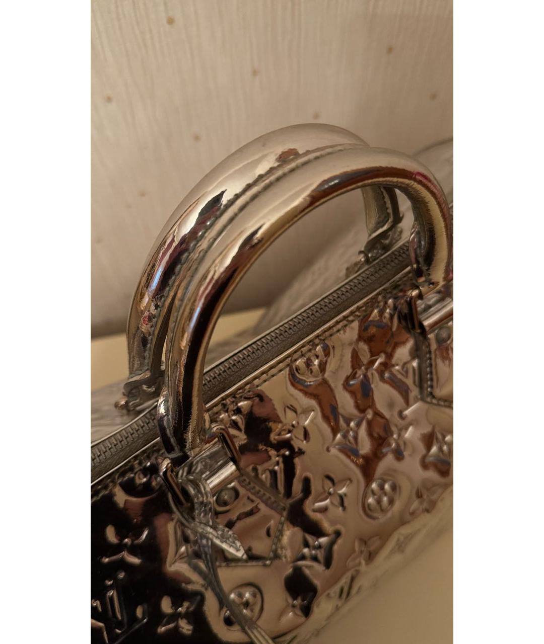 LOUIS VUITTON Серебряная сумка с короткими ручками, фото 6
