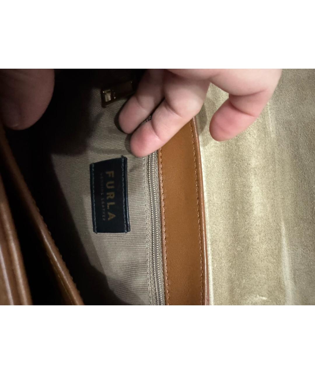 FURLA Коричневая кожаная сумка с короткими ручками, фото 5