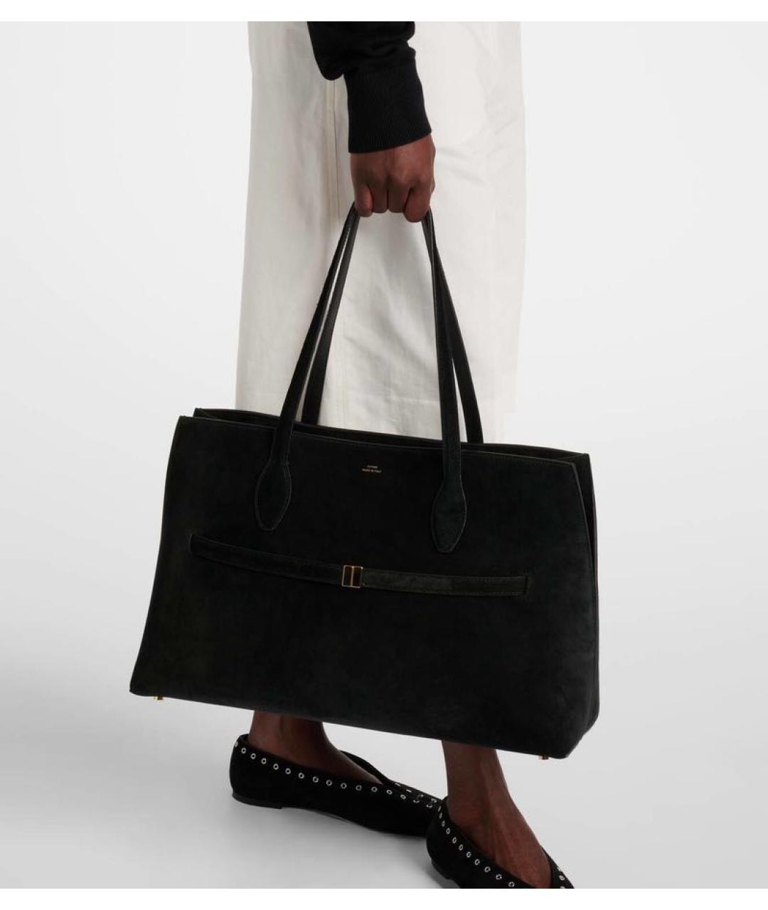 TOTEME Черная замшевая сумка с короткими ручками, фото 3