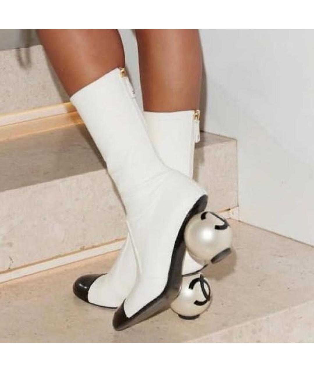 CHANEL Белые кожаные полусапоги, фото 2