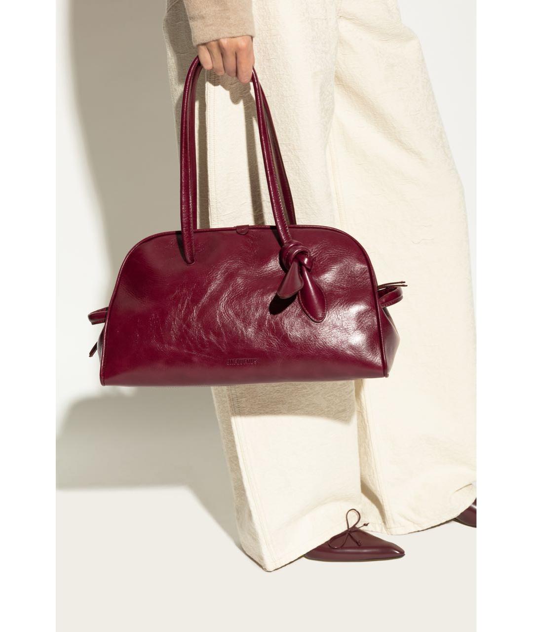 JACQUEMUS Бордовая кожаная сумка с короткими ручками, фото 3