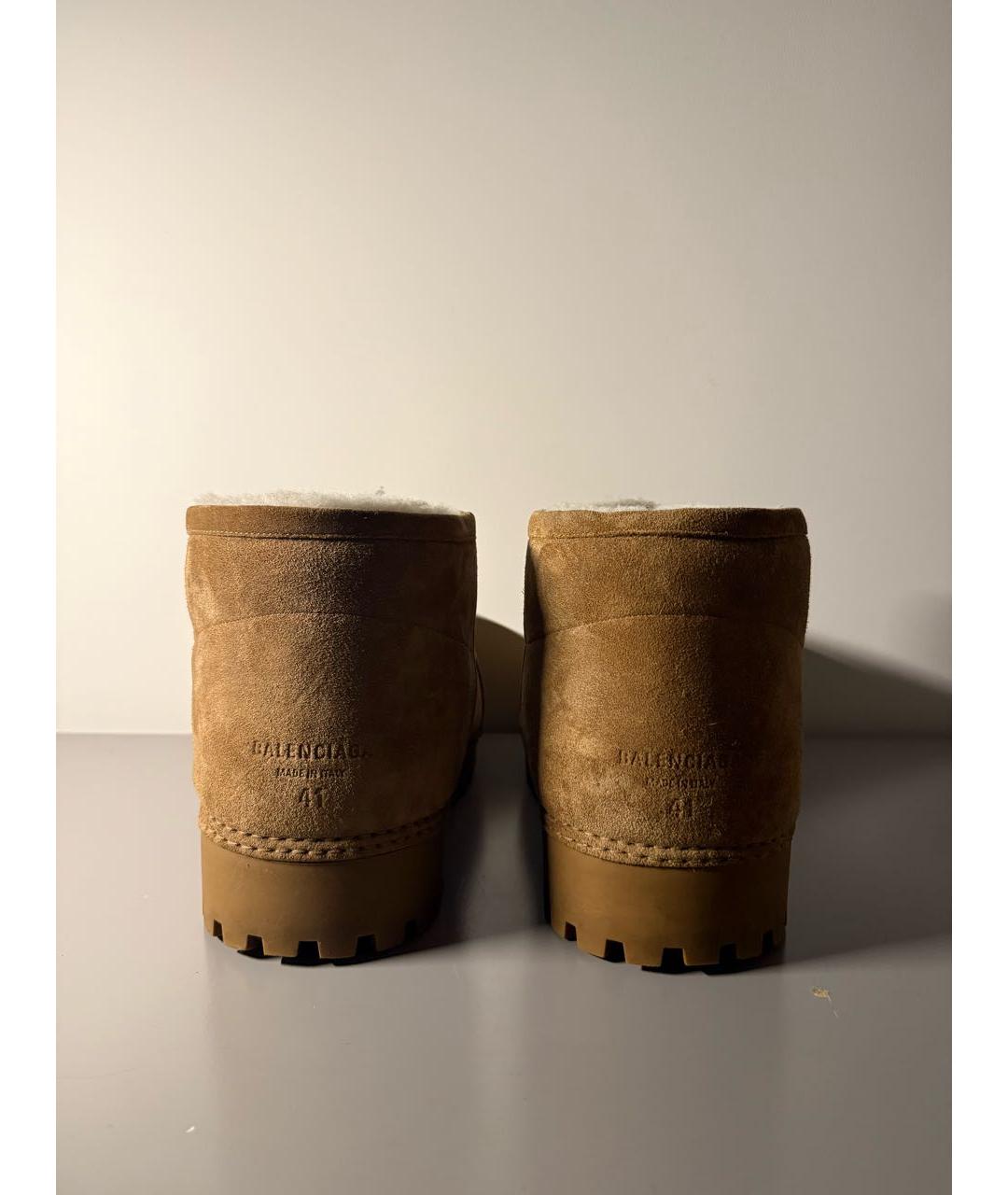 BALENCIAGA Коричневые замшевые высокие ботинки, фото 2