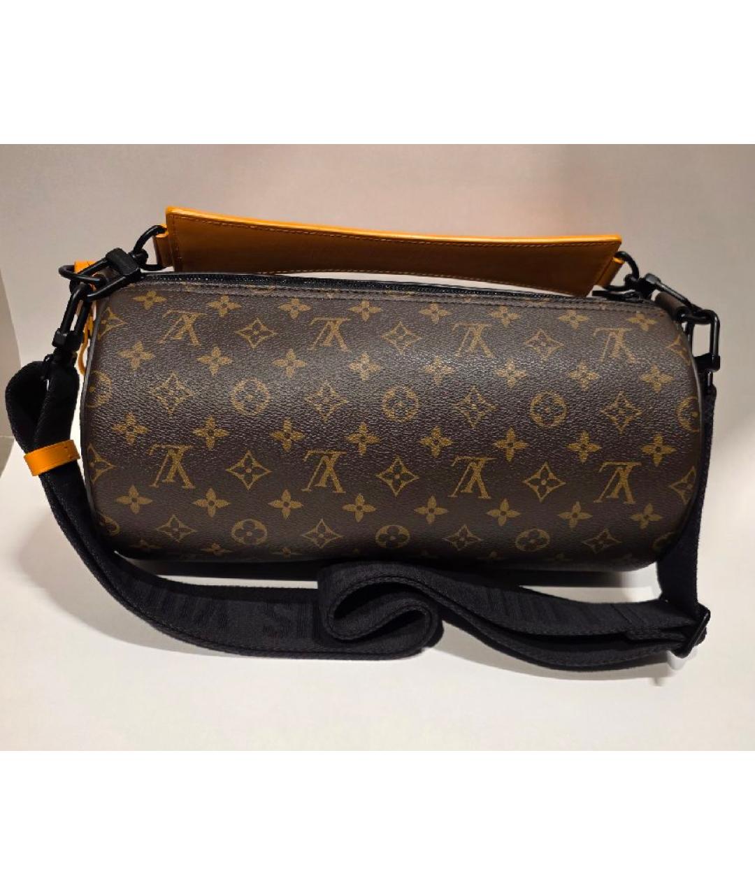 LOUIS VUITTON Коричневая сумка на плечо, фото 3