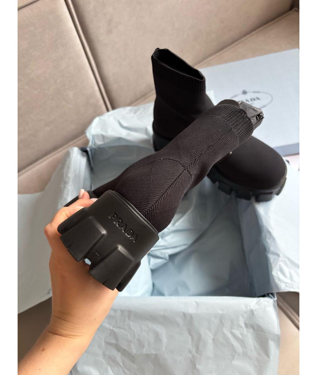 PRADA Черные неопреновые полусапоги, фото 4