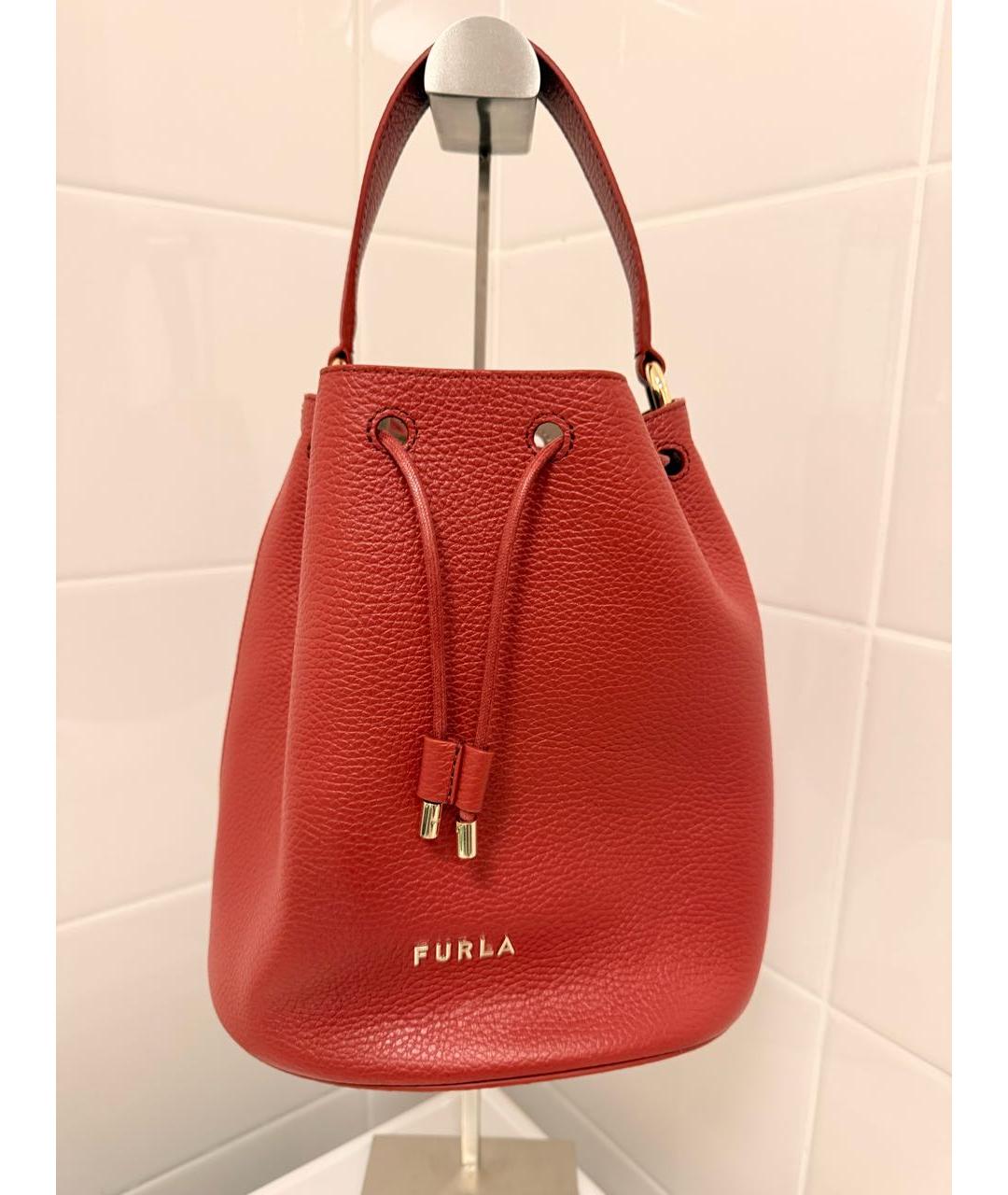 FURLA Красная кожаная сумка с короткими ручками, фото 8