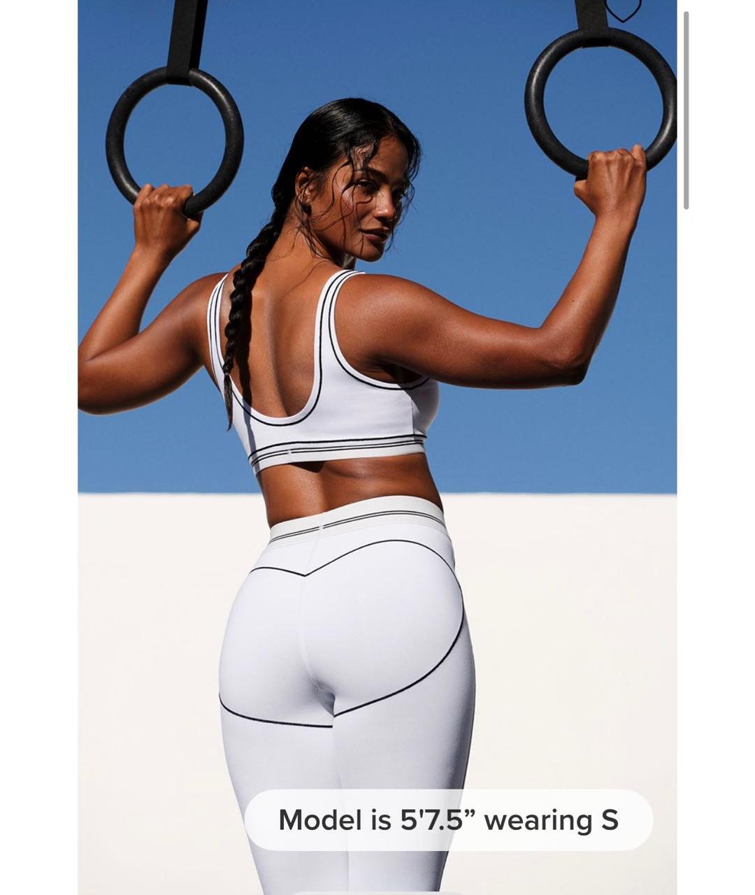 ALO YOGA Белые полиэстеровые спортивные брюки и шорты, фото 5