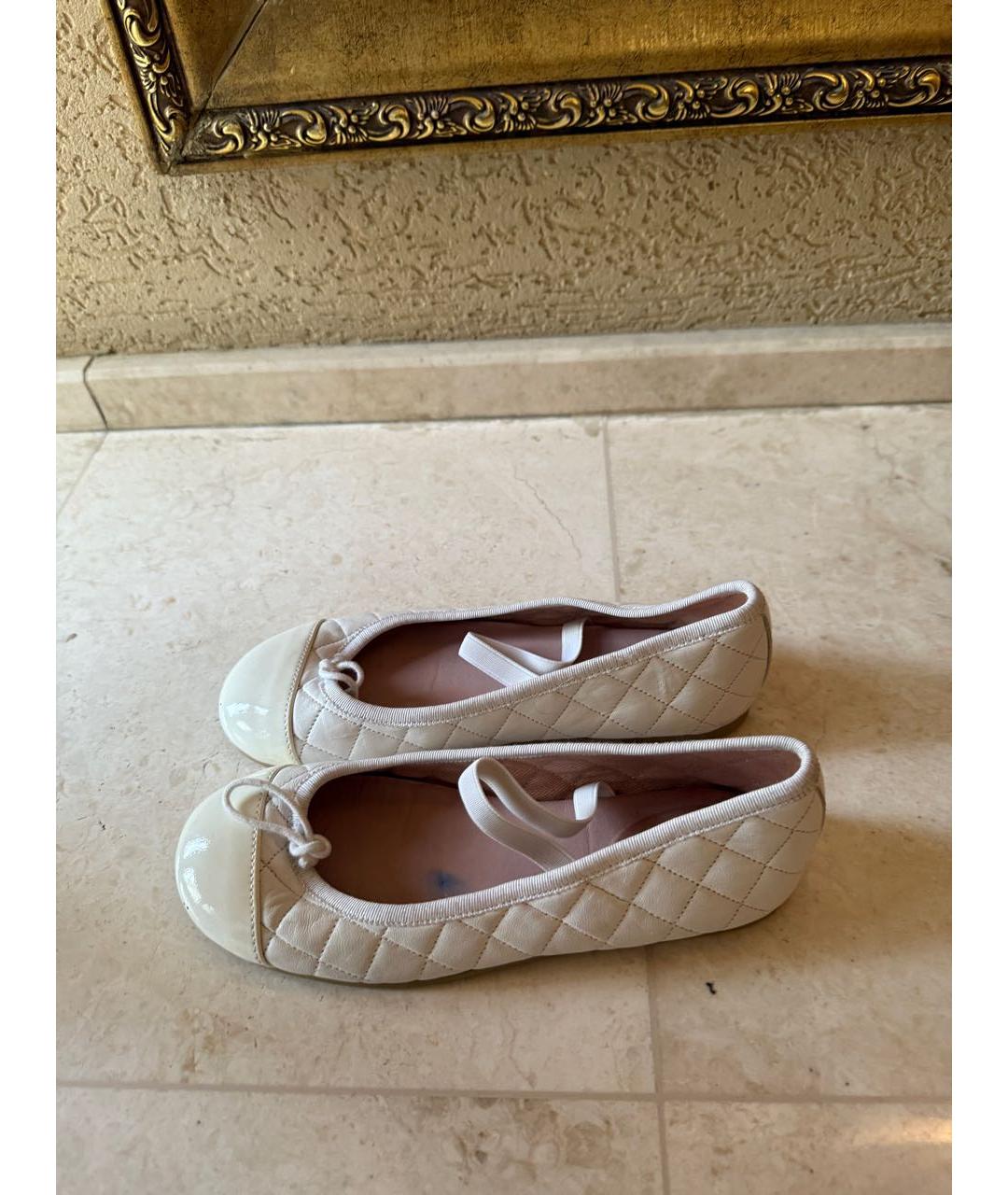 PRETTY BALLERINAS Бежевые кожаные балетки, фото 2
