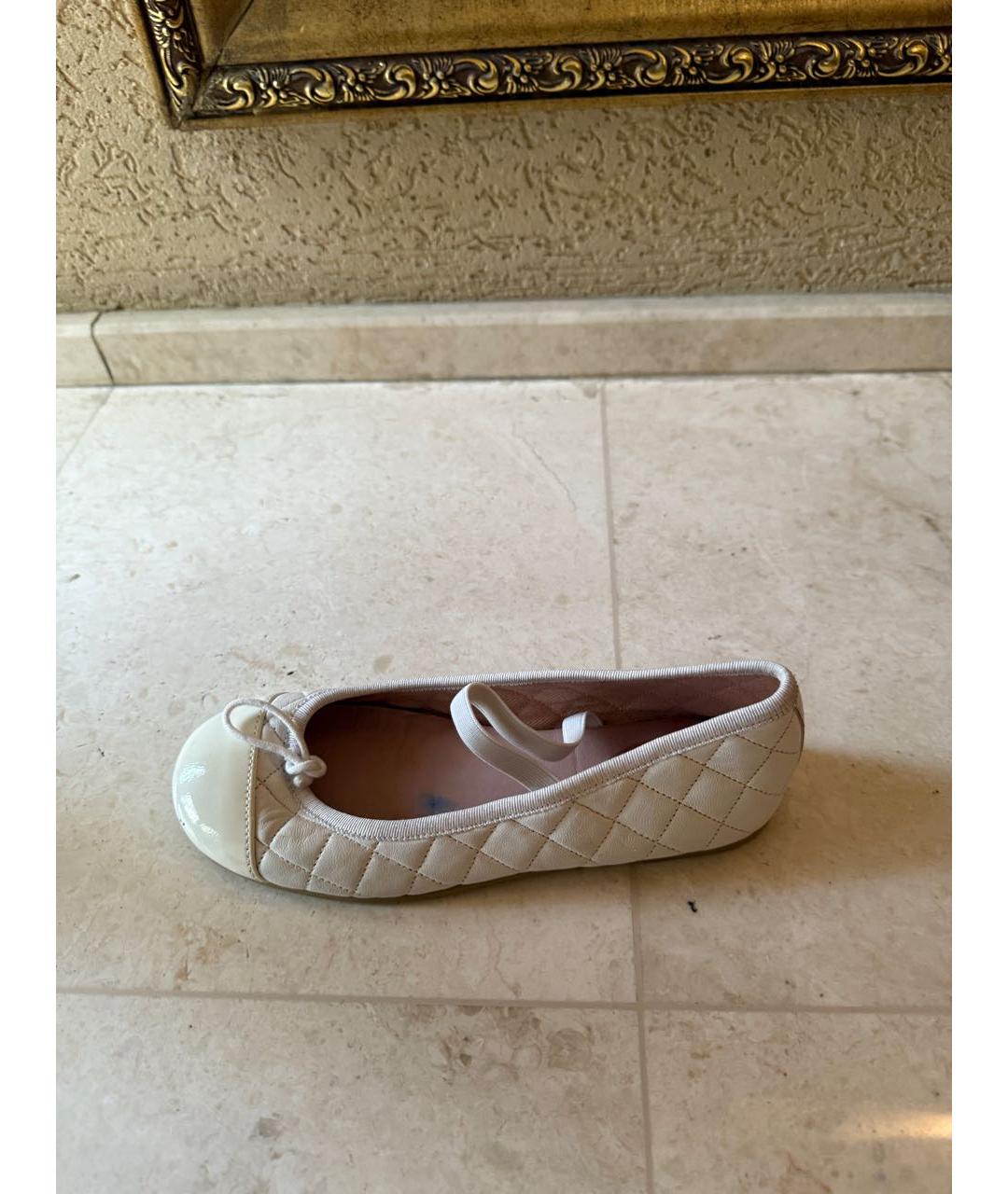 PRETTY BALLERINAS Бежевые кожаные балетки, фото 9