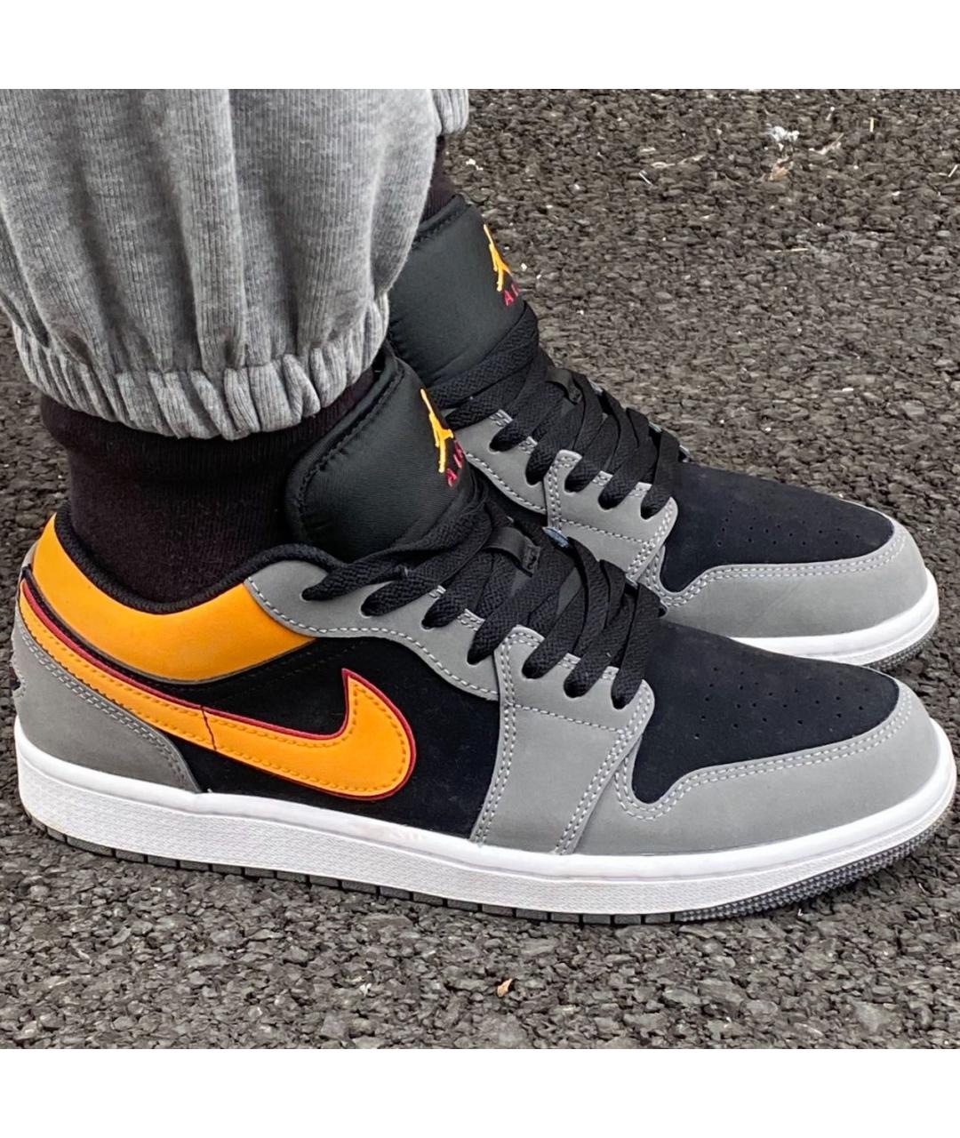 JORDAN Серые нубуковые низкие кроссовки / кеды, фото 3