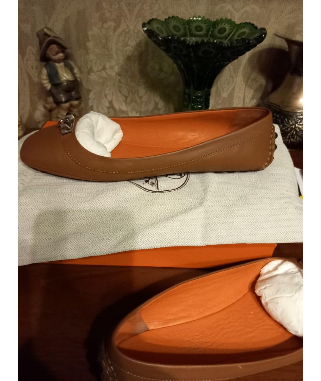 HERMES Горчичные кожаные балетки, фото 7