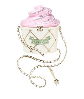 CHANEL Сумка через плечо