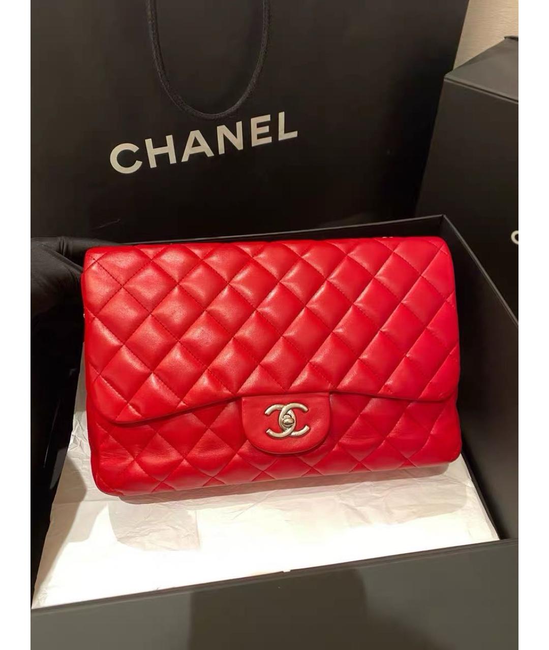 CHANEL Красная кожаная сумка через плечо, фото 2