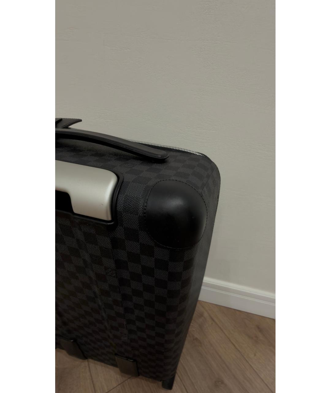 LOUIS VUITTON Черный чемодан, фото 6
