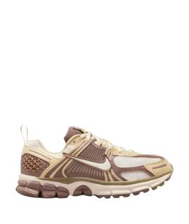 NIKE Кроссовки