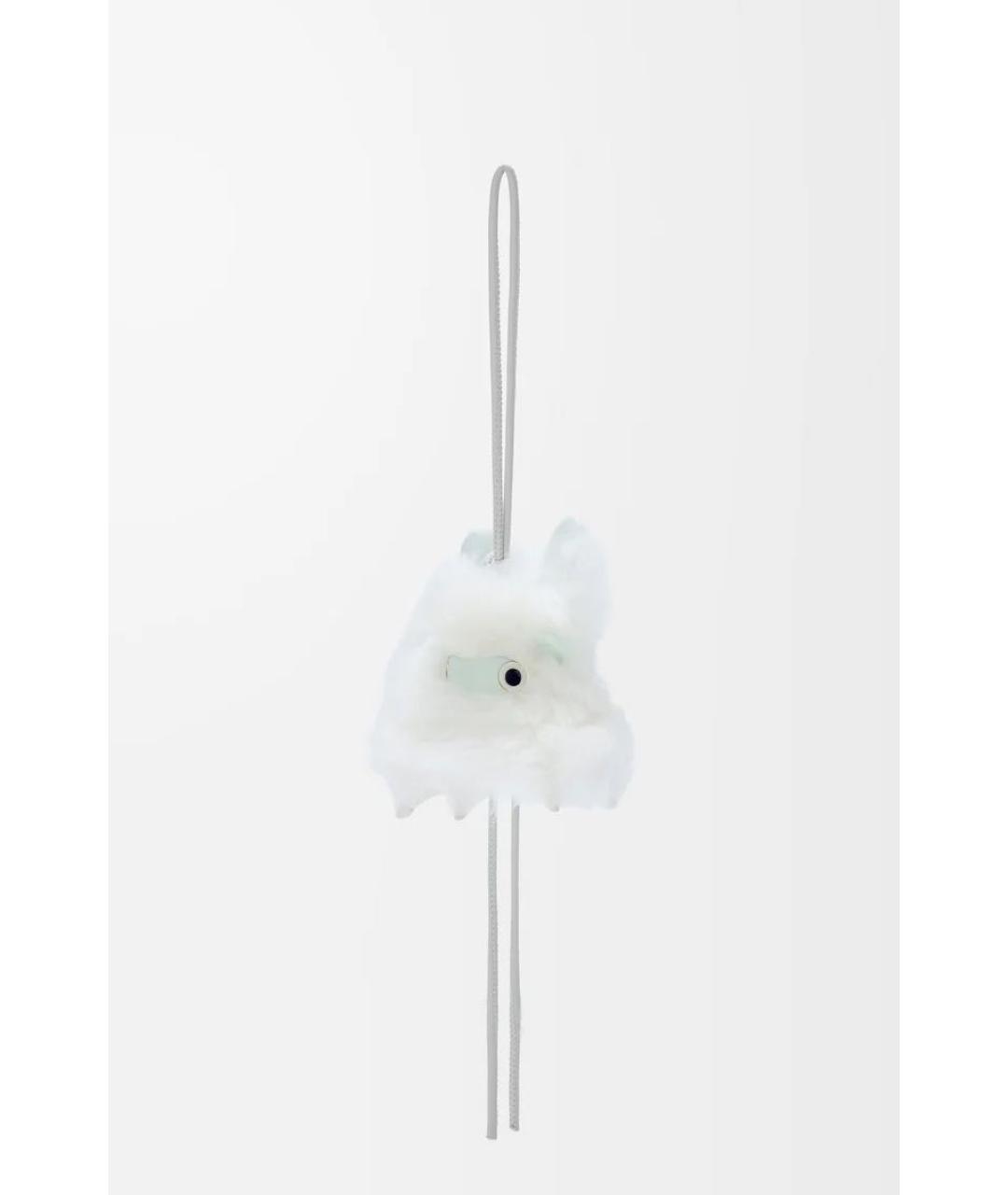 LOEWE Белый брелок, фото 3