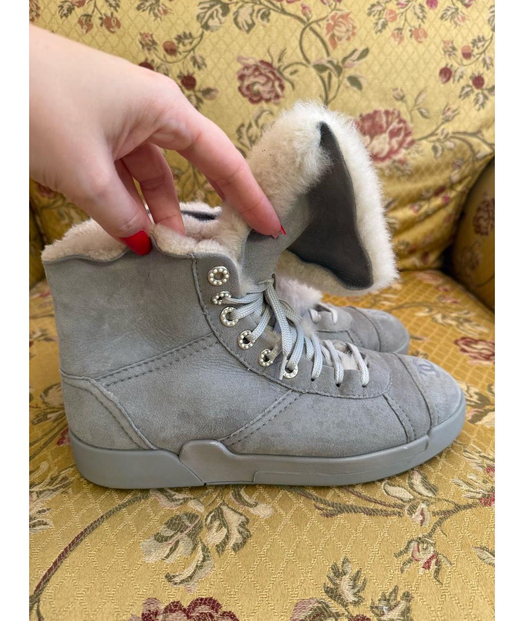 CHANEL Серые замшевые ботинки, фото 7