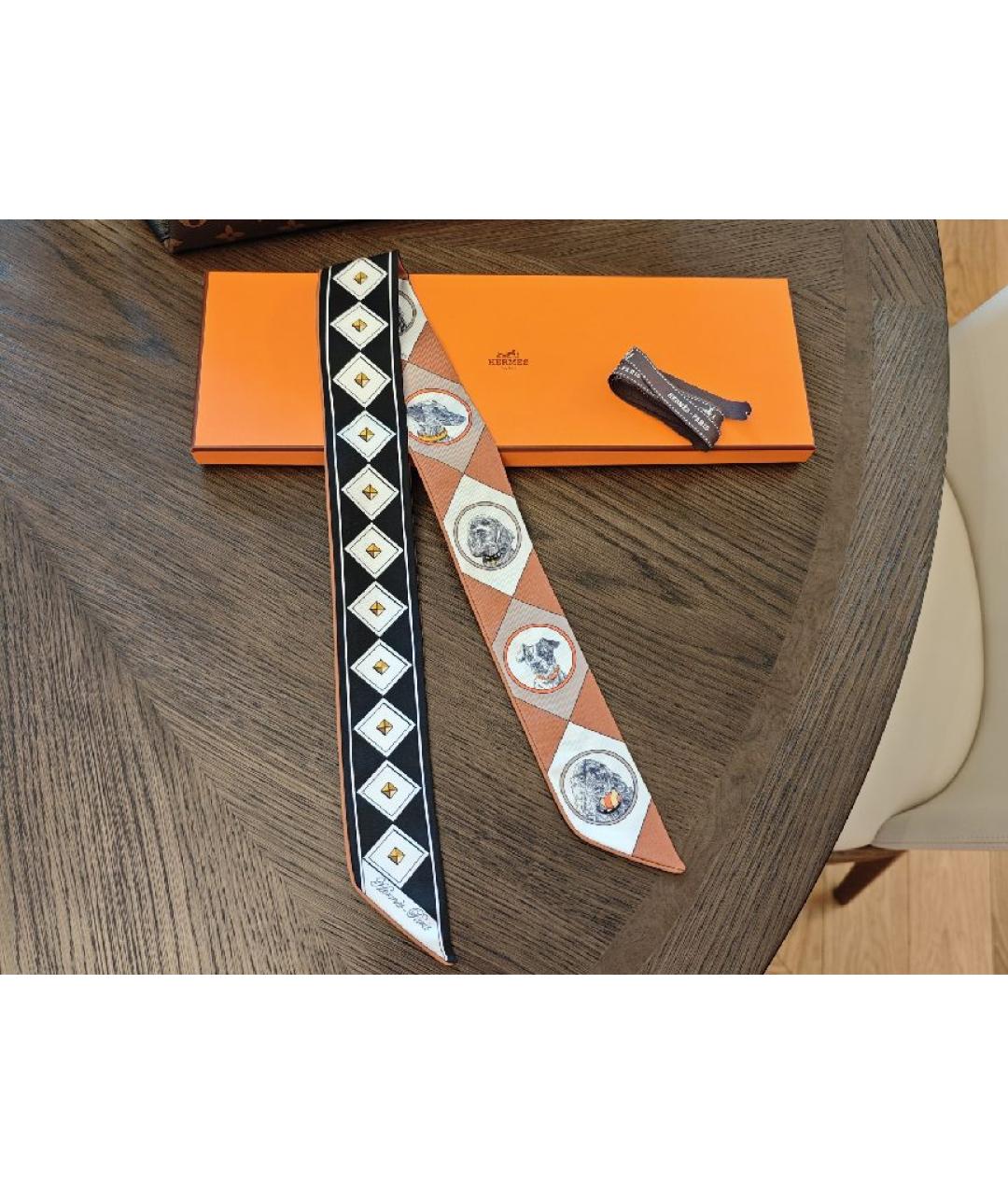 HERMES Коричневый шелковый платок, фото 4