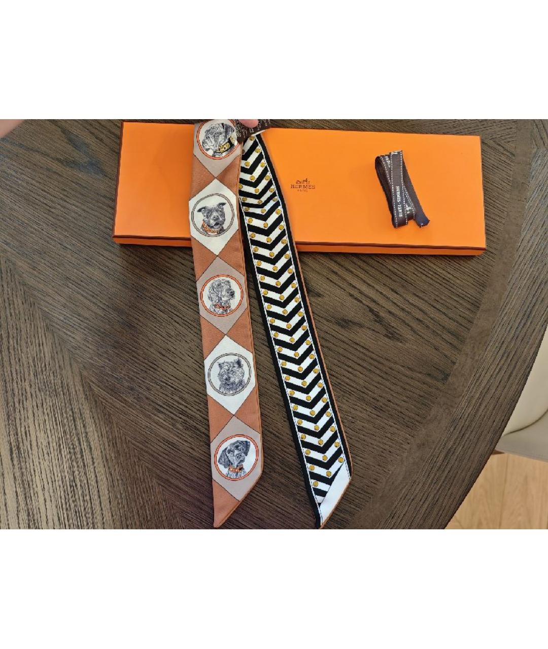 HERMES Коричневый шелковый платок, фото 2