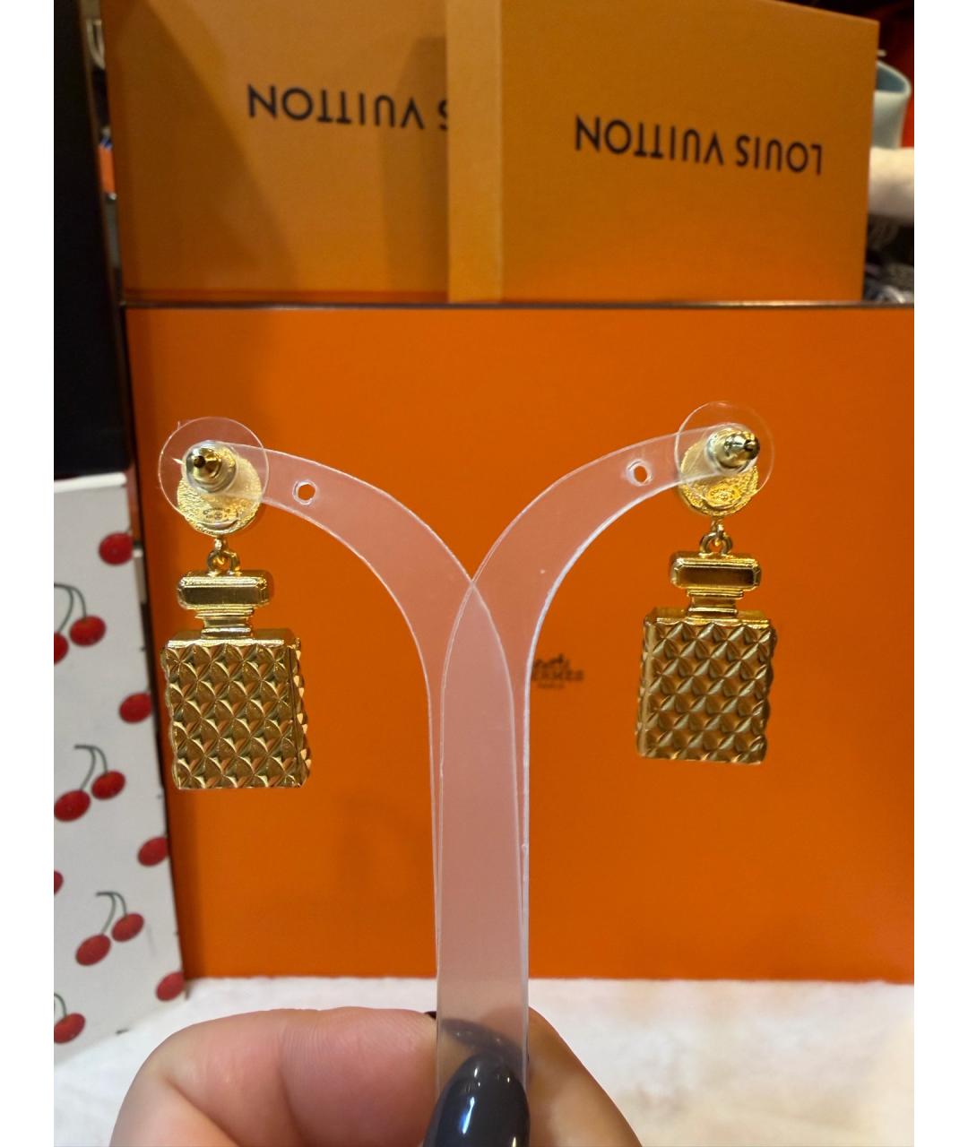 CHANEL Золотые металлические серьги, фото 4