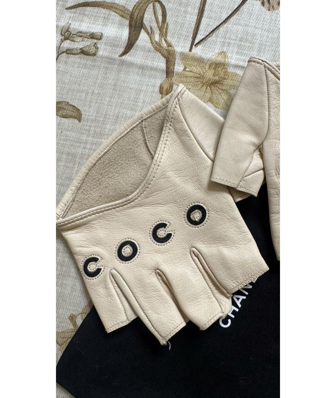 CHANEL Белые кожаные митенки, фото 2