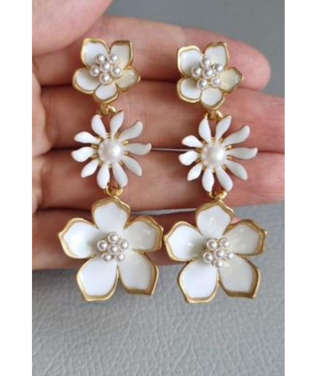 OSCAR DE LA RENTA Белые позолоченные серьги, фото 5