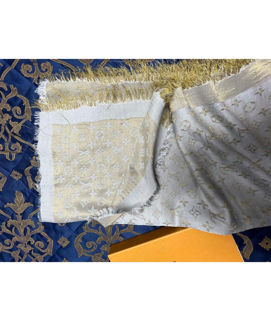 LOUIS VUITTON Серебрянный шелковый шарф, фото 2