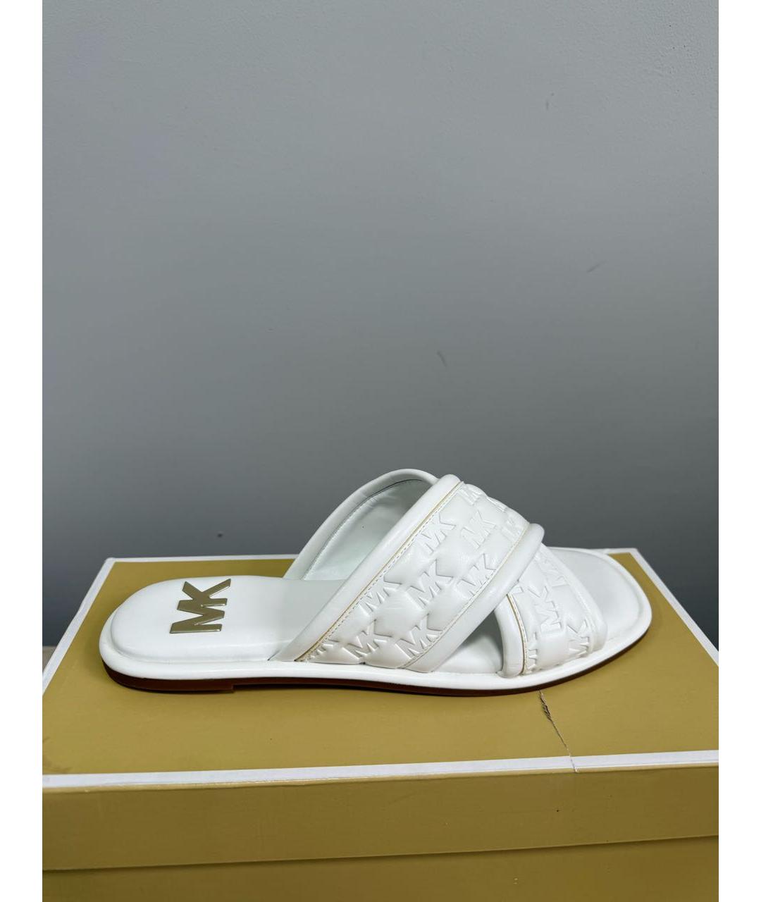 MICHAEL KORS Белые шлепанцы, фото 4