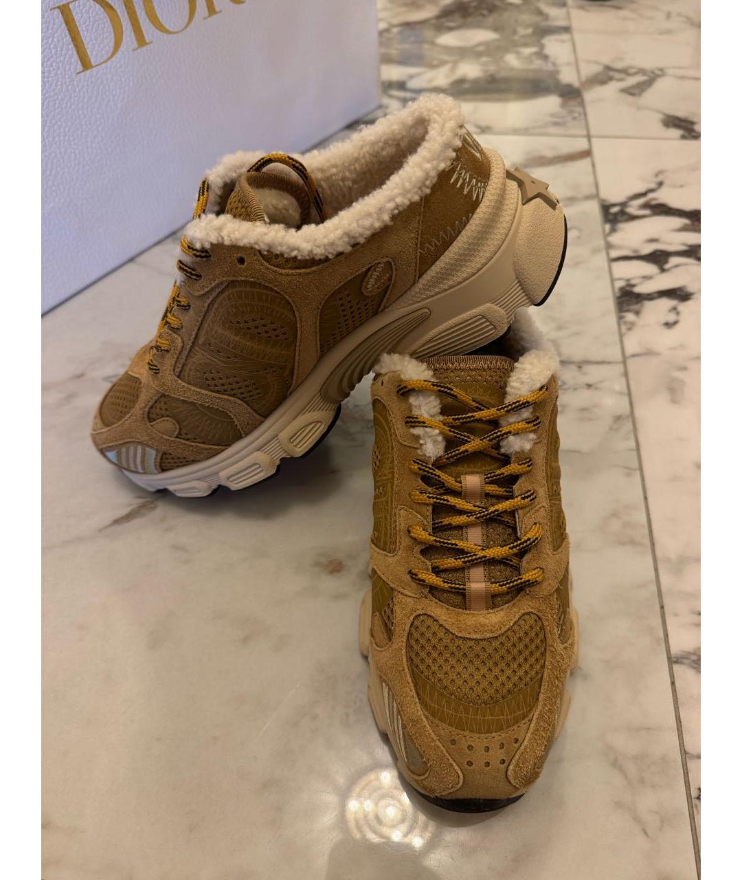 CHRISTIAN DIOR Горчичные замшевые кроссовки, фото 6