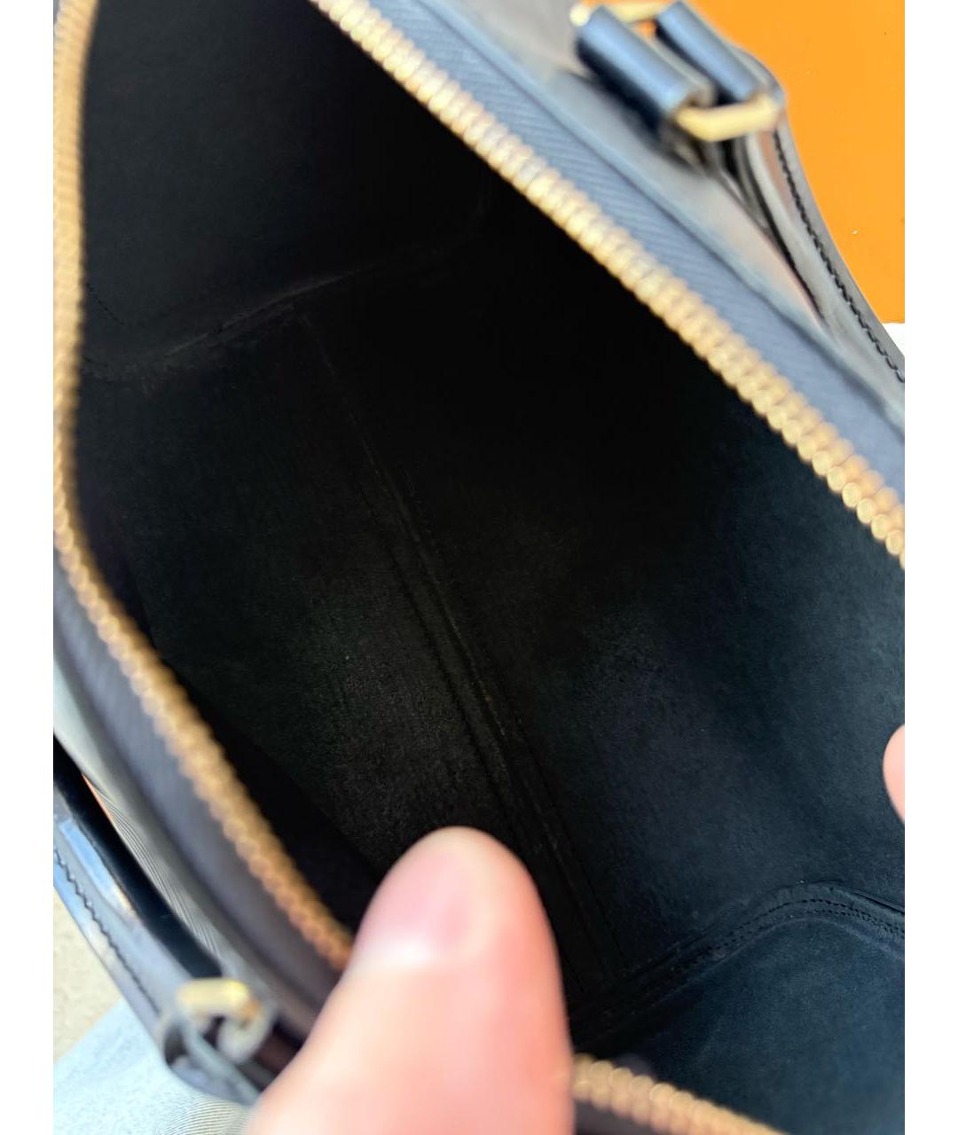 LOUIS VUITTON Черная кожаная сумка с короткими ручками, фото 7