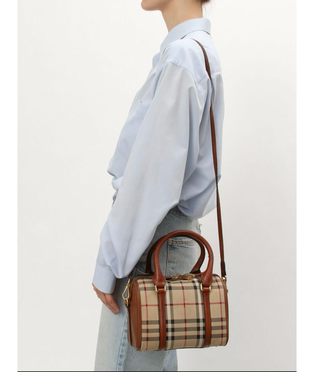 BURBERRY Бежевая кожаная сумка с короткими ручками, фото 8