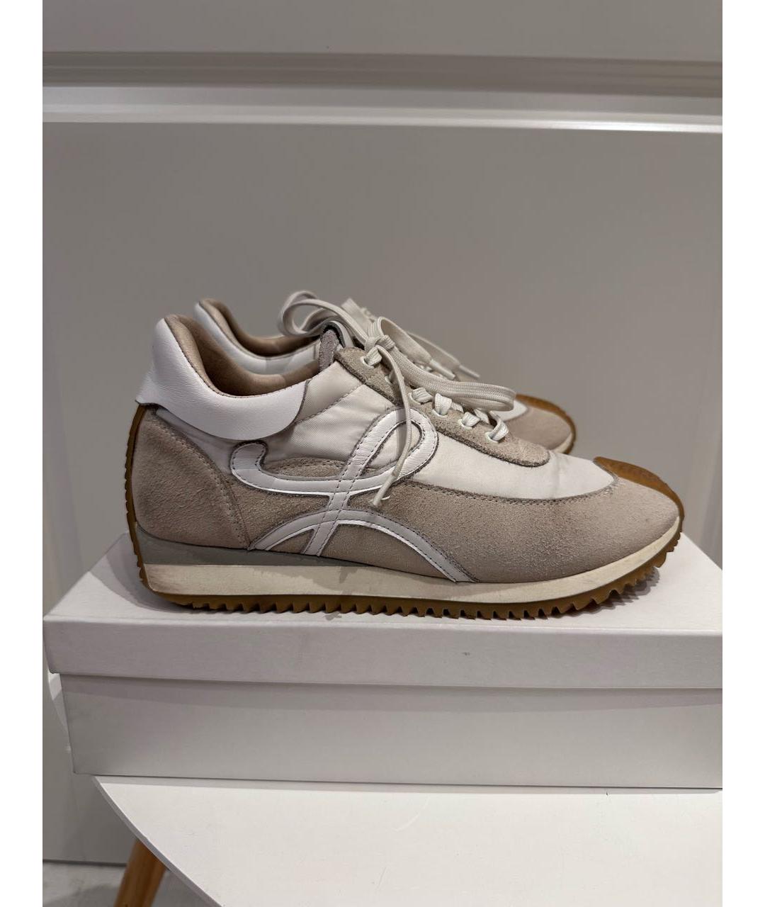 LOEWE Серые замшевые кроссовки, фото 6