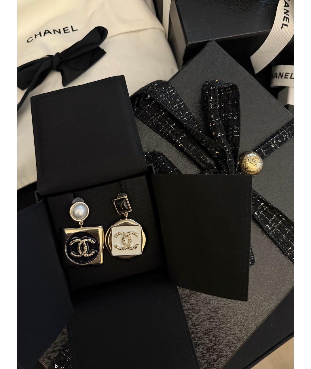 CHANEL Золотые металлические серьги, фото 3