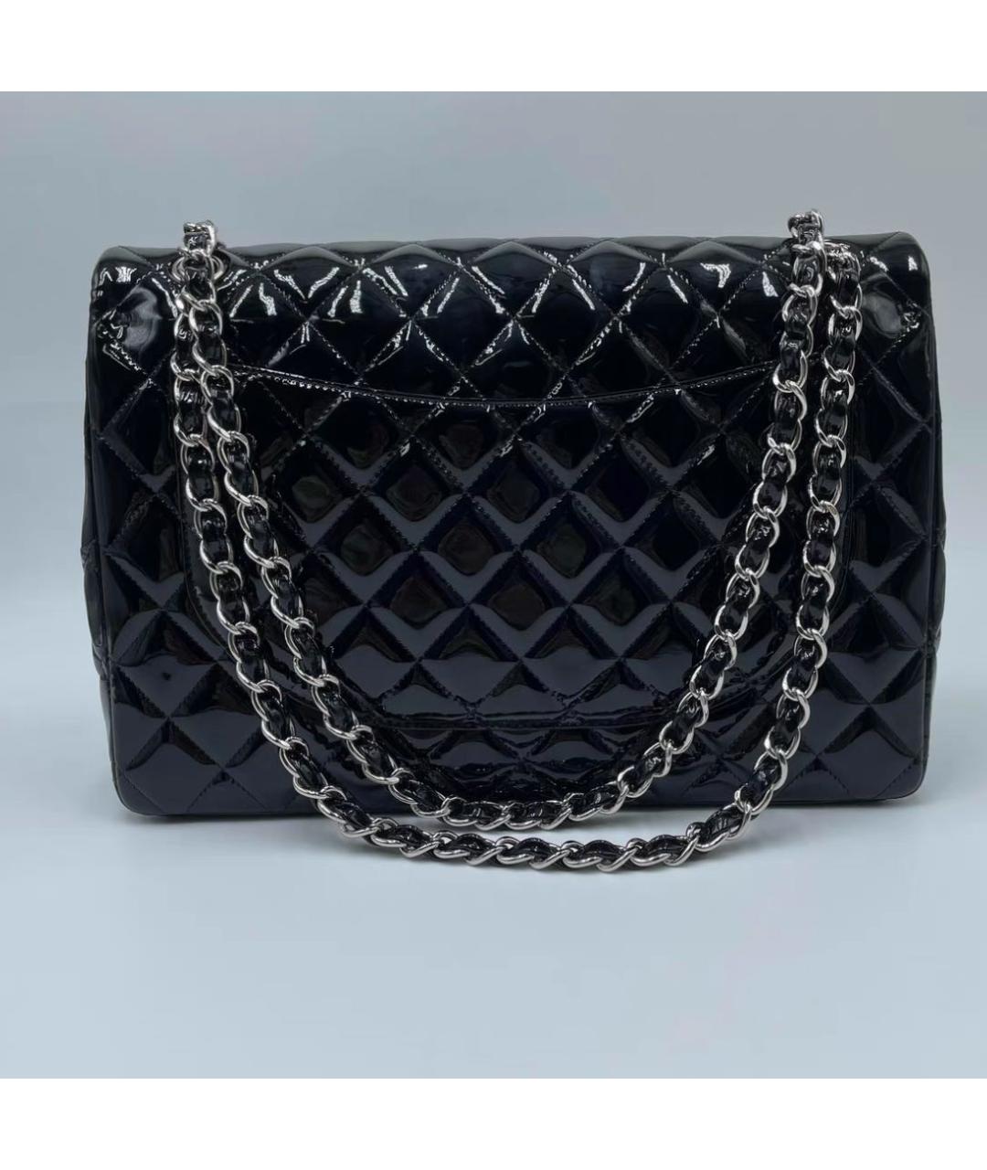 CHANEL Черная сумка через плечо из лакированной кожи, фото 4