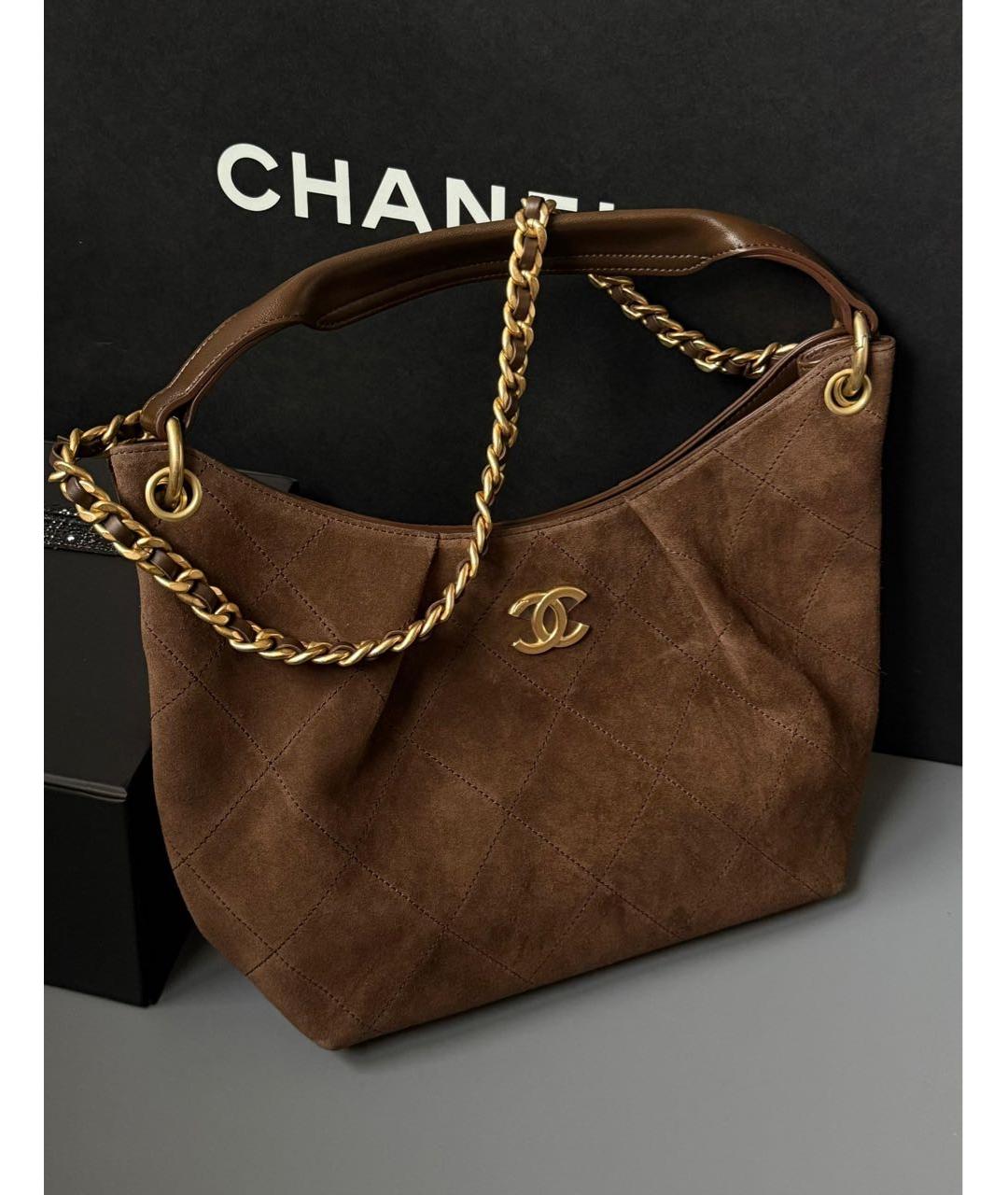 CHANEL Коричневая замшевая сумка через плечо, фото 2