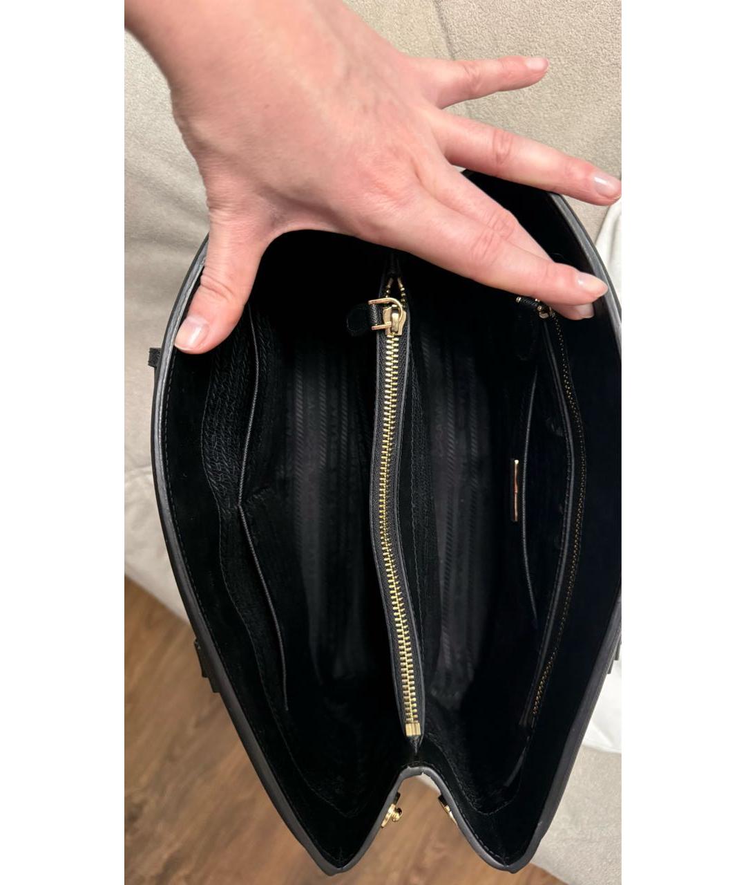 PRADA Черная кожаная сумка с короткими ручками, фото 5