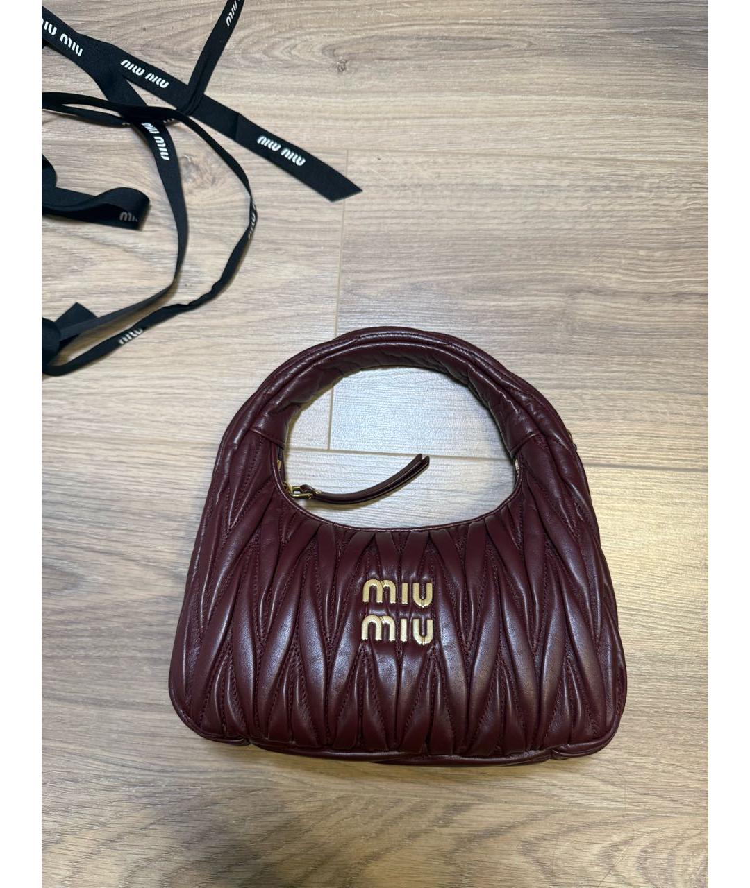 MIU MIU Бордовая кожаная сумка с короткими ручками, фото 7