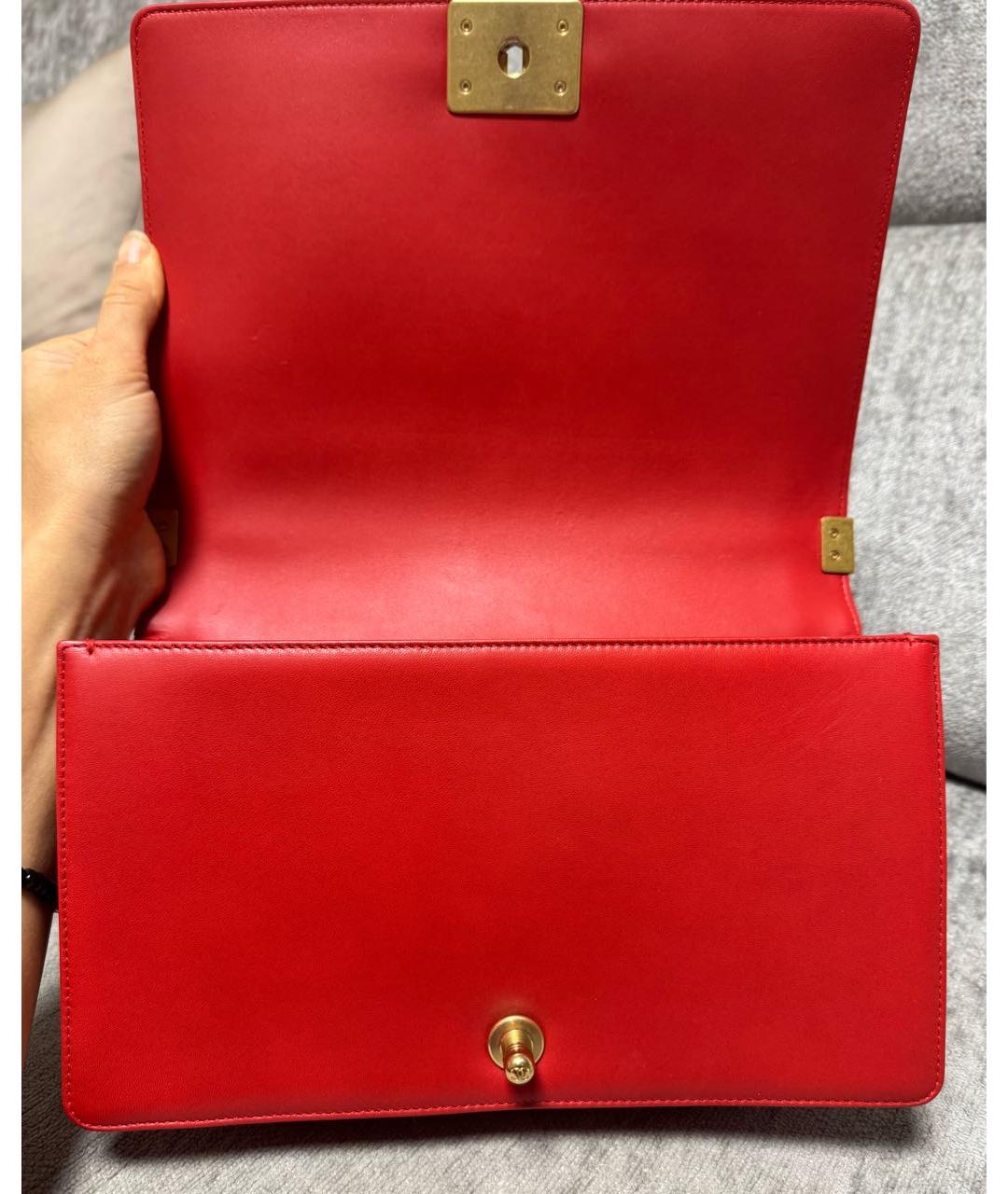 CHANEL Красная кожаная сумка через плечо, фото 7