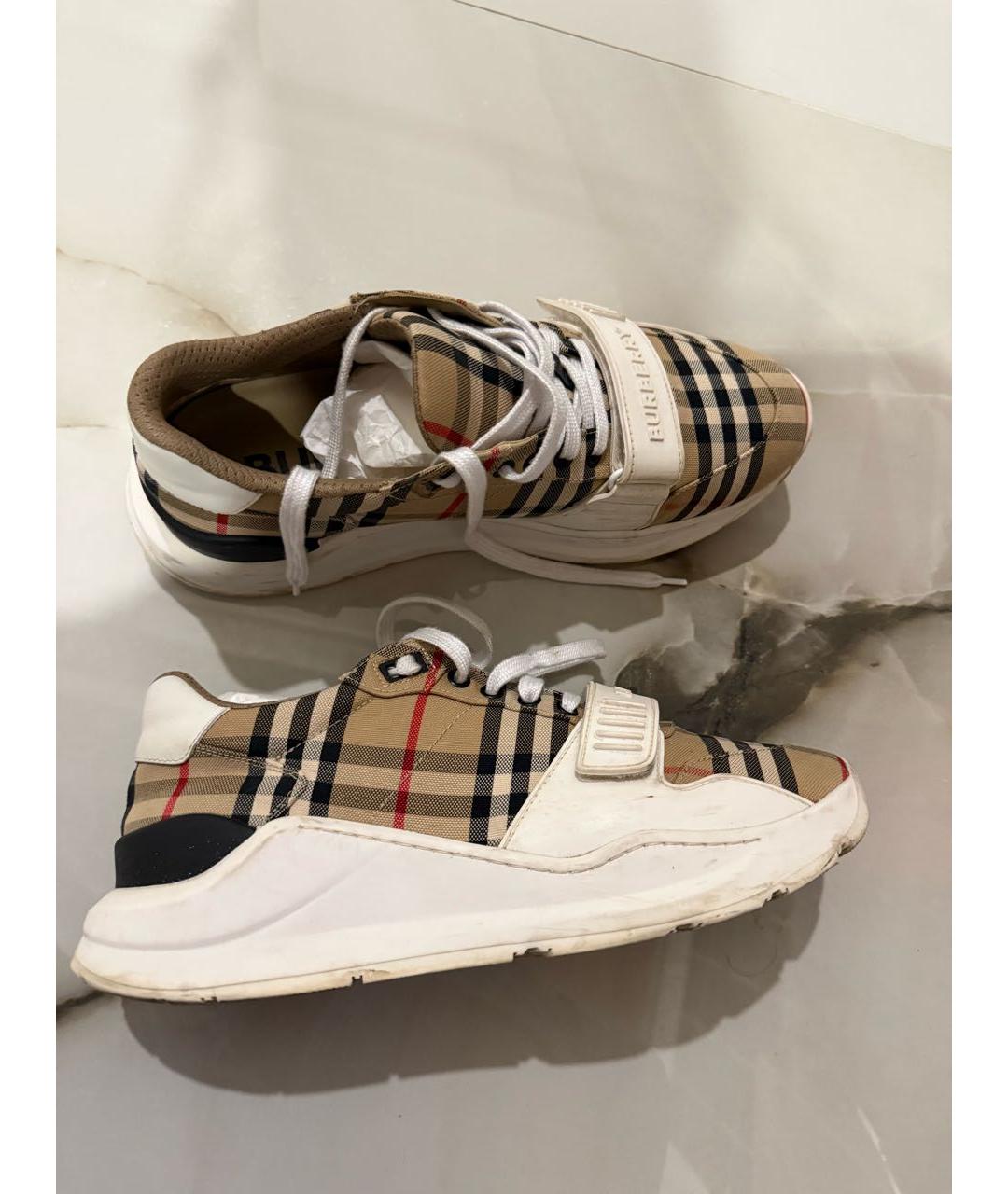 BURBERRY Бежевые кожаные низкие кроссовки / кеды, фото 5