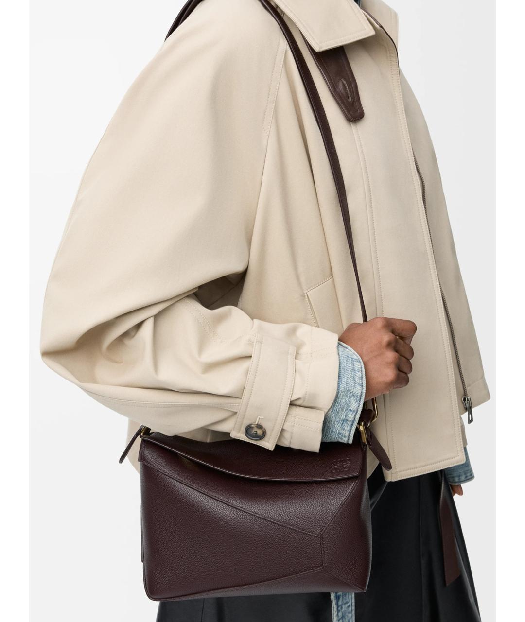 LOEWE Коричневая кожаная сумка с короткими ручками, фото 3