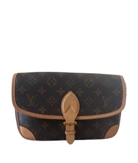 LOUIS VUITTON Сумка через плечо