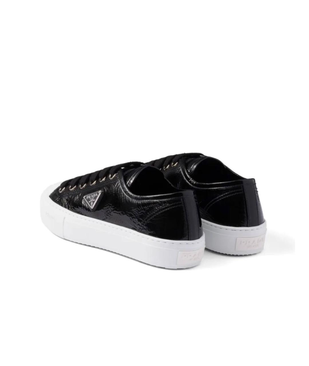 PRADA Черные кеды из лакированной кожи, фото 3