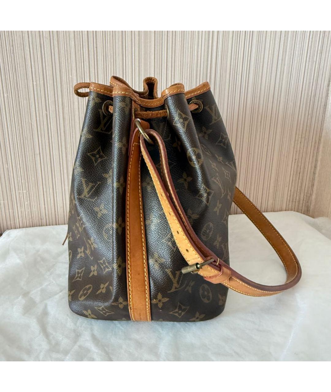 LOUIS VUITTON Коричневая сумка с короткими ручками, фото 4