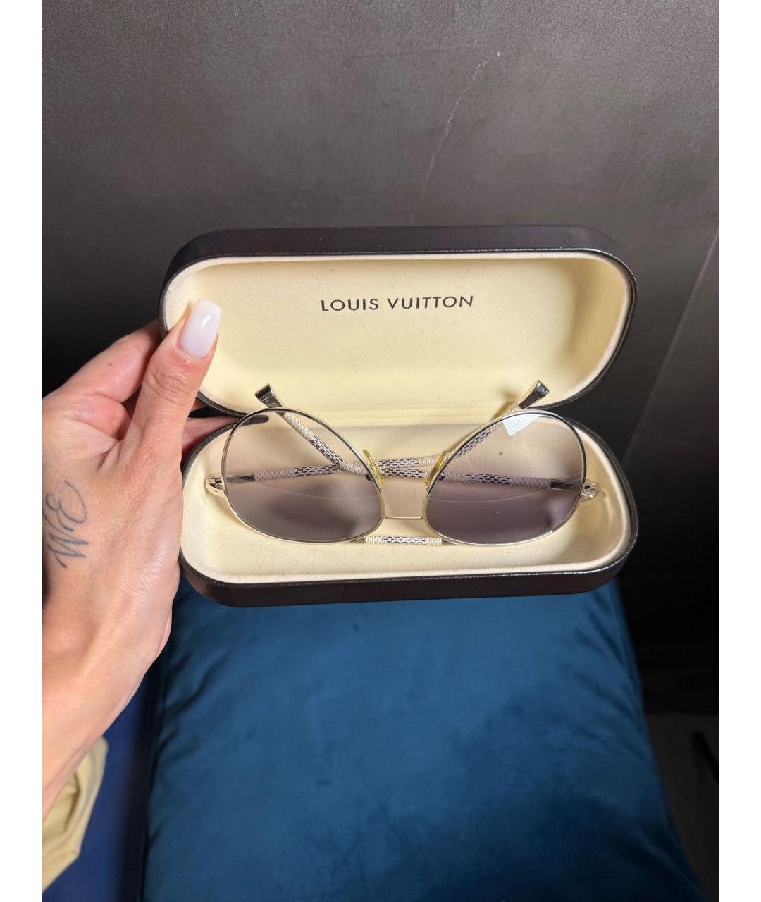 LOUIS VUITTON Серые солнцезащитные очки, фото 2