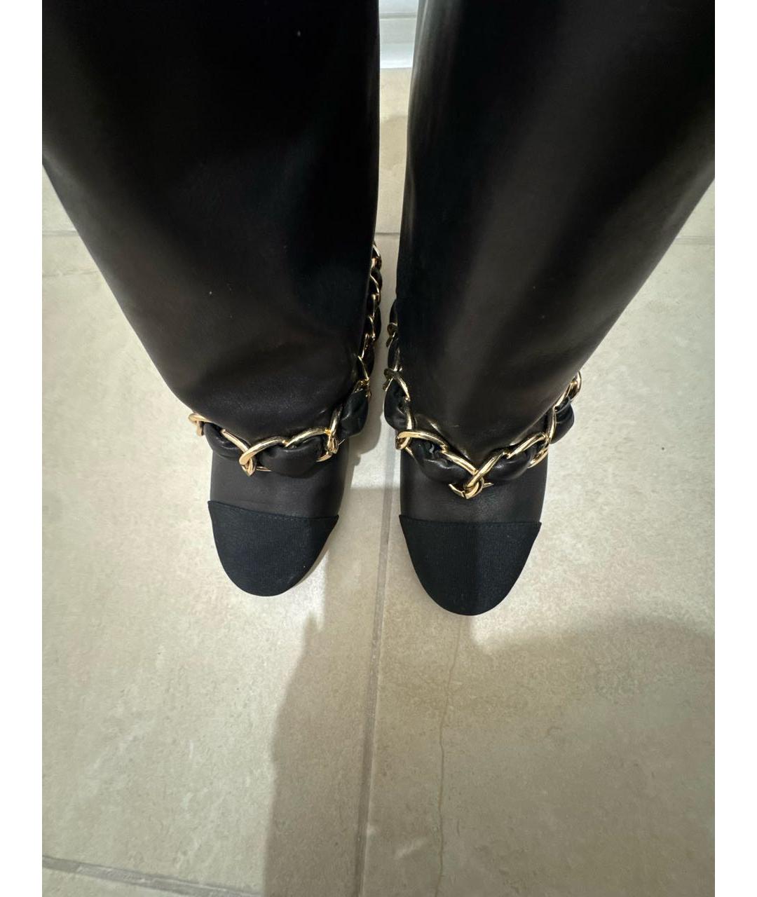 CHANEL Черные кожаные сапоги, фото 3
