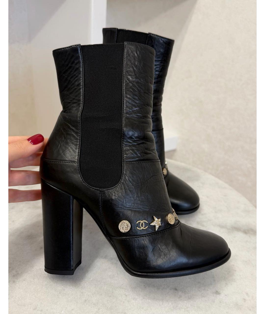 CHANEL Черные кожаные ботильоны, фото 2