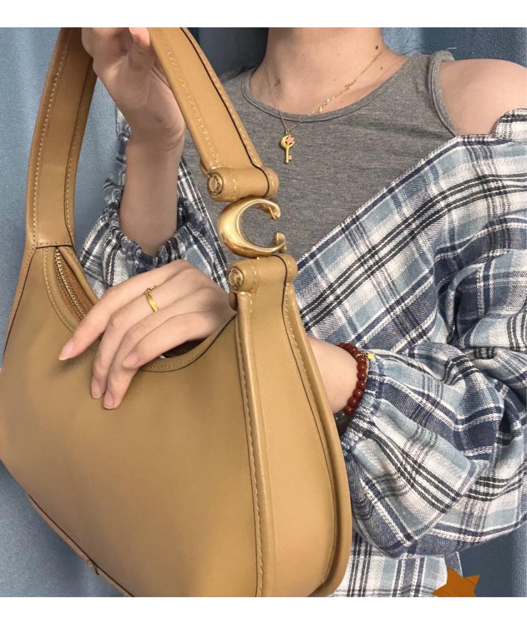 COACH Бежевая кожаная сумка через плечо, фото 7