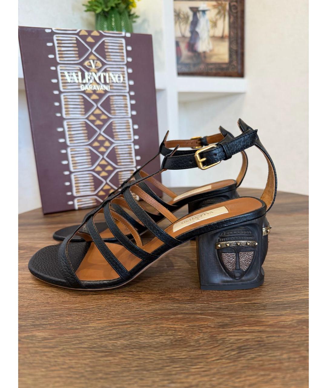 VALENTINO Черные кожаные босоножки, фото 3